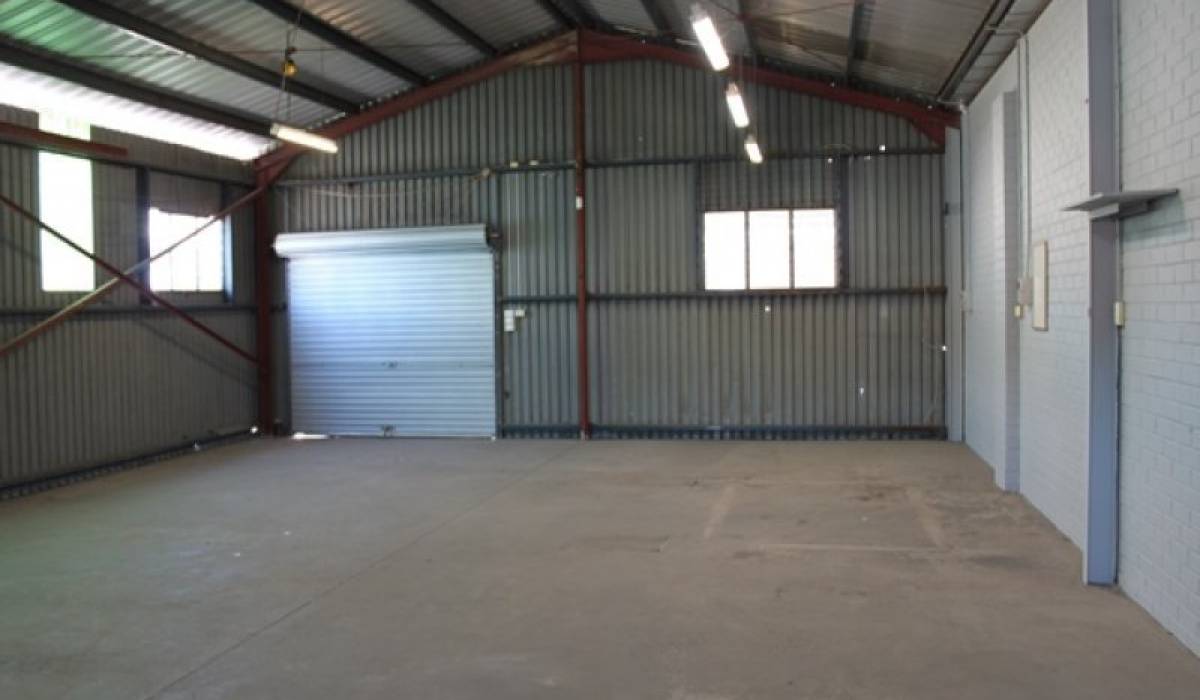 17 Loton Avenue, MIDLAND, WA 6056 AUS