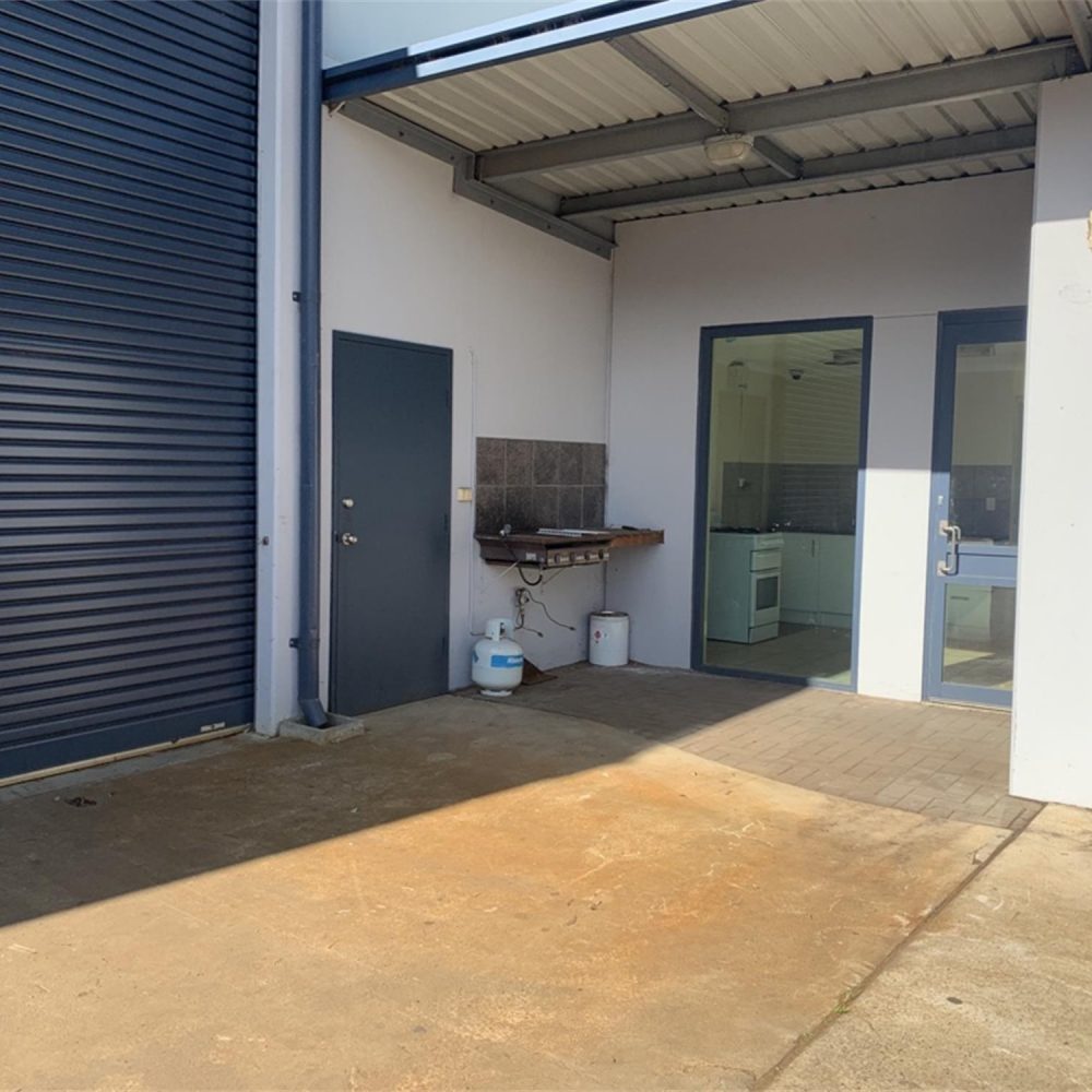 22 Robert Street, BELLEVUE, WA 6056 AUS
