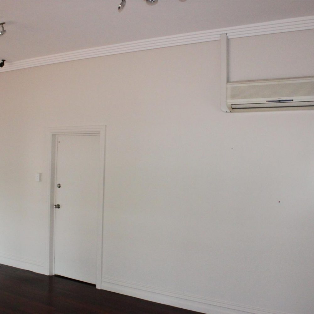 9a The Crescent, MIDLAND, WA 6056 AUS