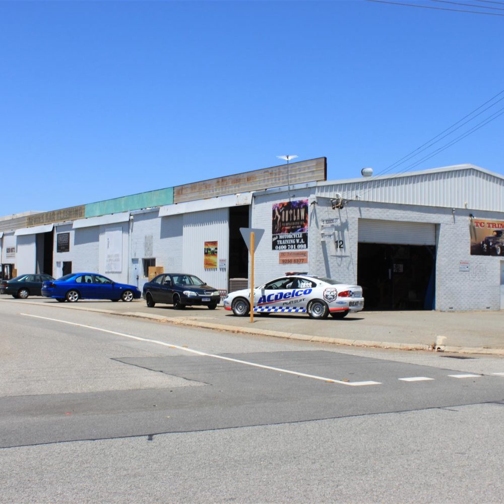 2/12 Bushby Street, BELLEVUE, WA 6056 AUS