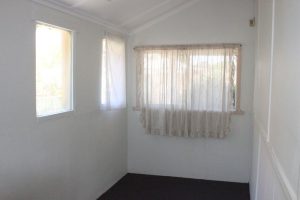 5 Padbury Terrace, MIDLAND, WA 6056 AUS