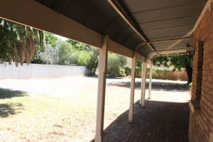 5 Padbury Terrace, MIDLAND, WA 6056 AUS