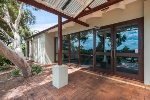 25 Wooloomooloo Road, GREENMOUNT, WA 6056 AUS