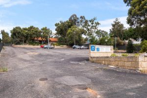 25 Wooloomooloo Road, GREENMOUNT, WA 6056 AUS