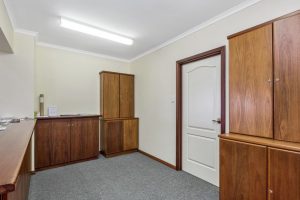25 Wooloomooloo Road, GREENMOUNT, WA 6056 AUS