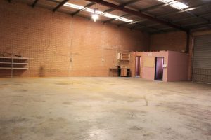 2/17 Elliott Road, MIDVALE, WA 6056 AUS
