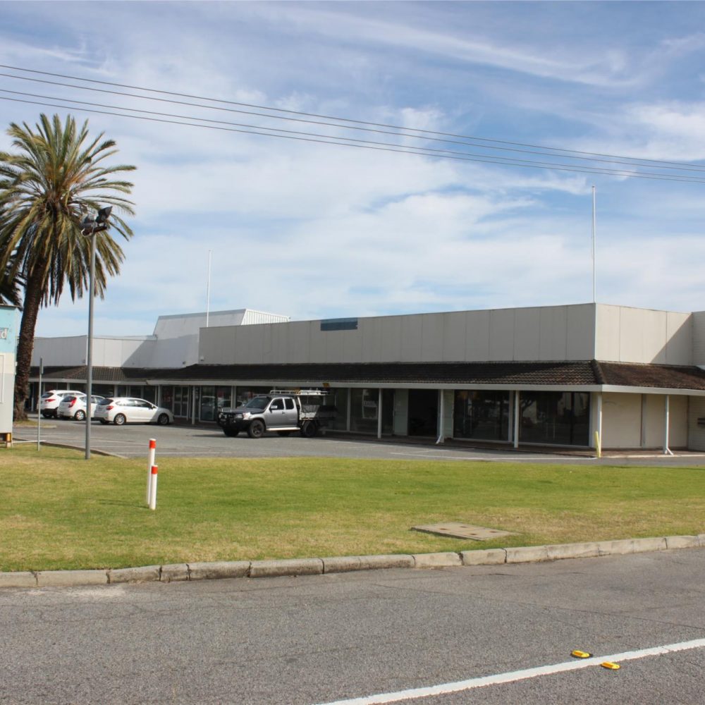 4/1862 Albany Highway, MADDINGTON, WA 6109 AUS