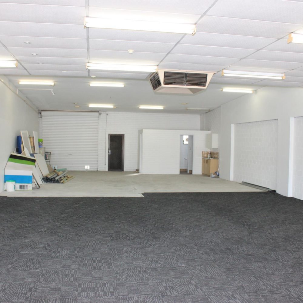 4/1862 Albany Highway, MADDINGTON, WA 6109 AUS