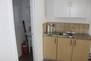 4/1862 Albany Highway, MADDINGTON, WA 6109 AUS