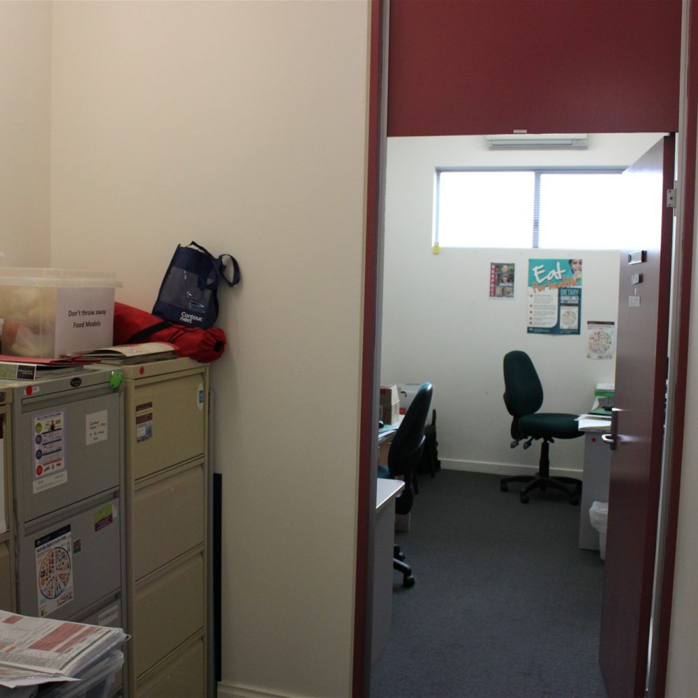 18 Helena Street, MIDLAND, WA 6056 AUS
