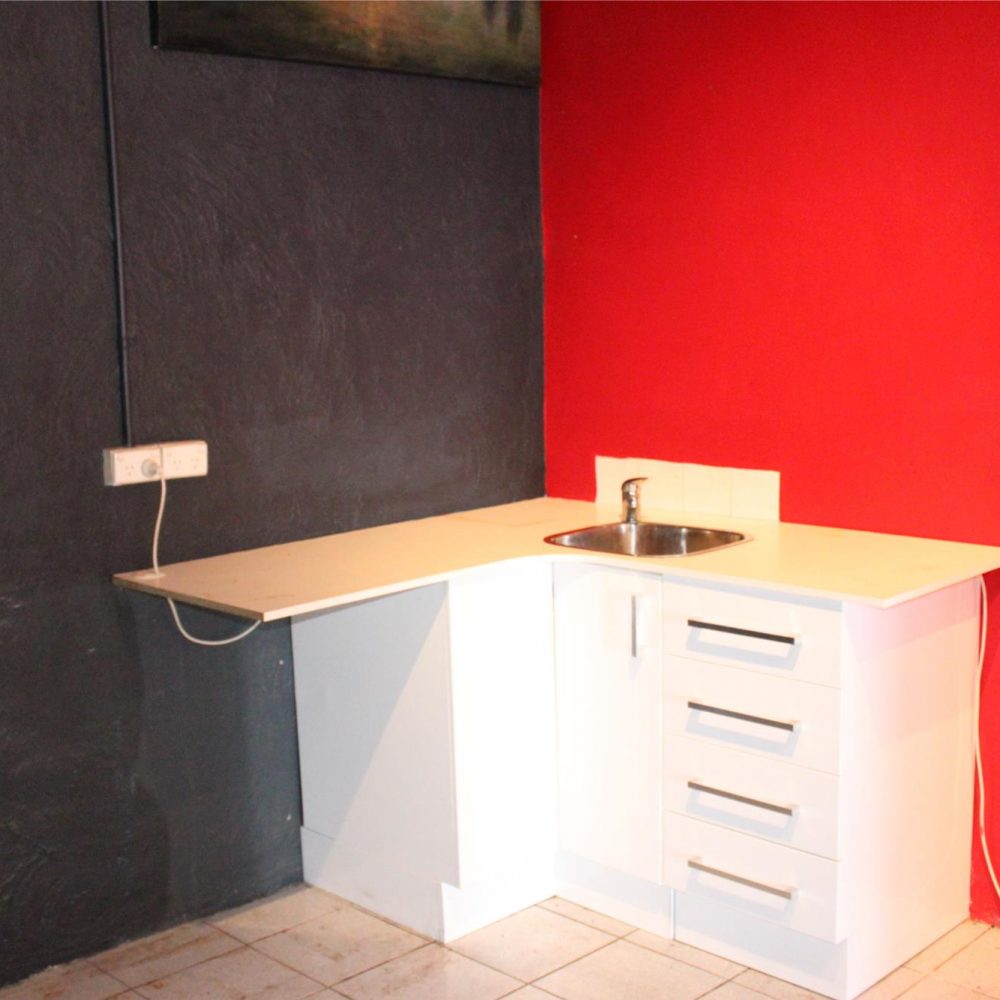 8C/2 The Crescent, MIDLAND, WA 6056 AUS