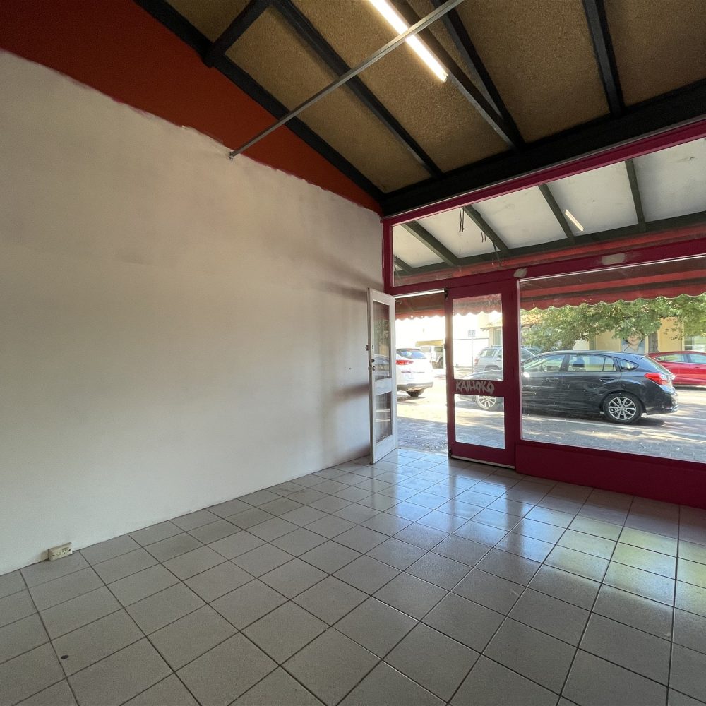 8C/2 The Crescent, MIDLAND, WA 6056 AUS