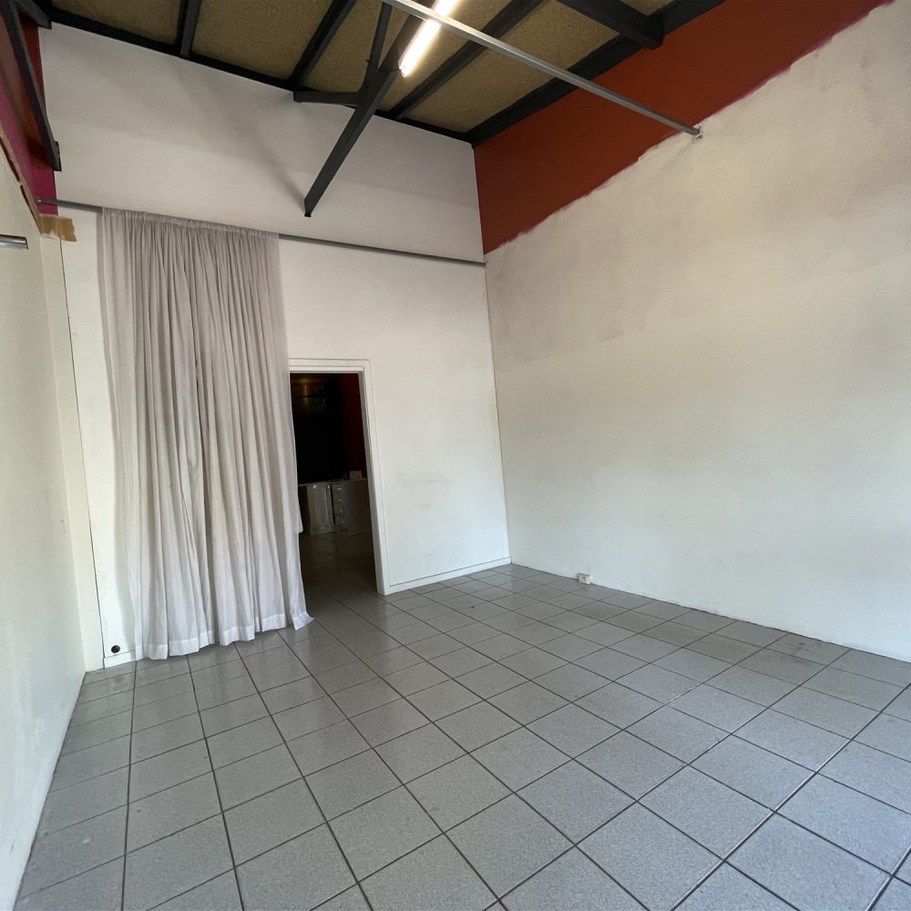 8C/2 The Crescent, MIDLAND, WA 6056 AUS