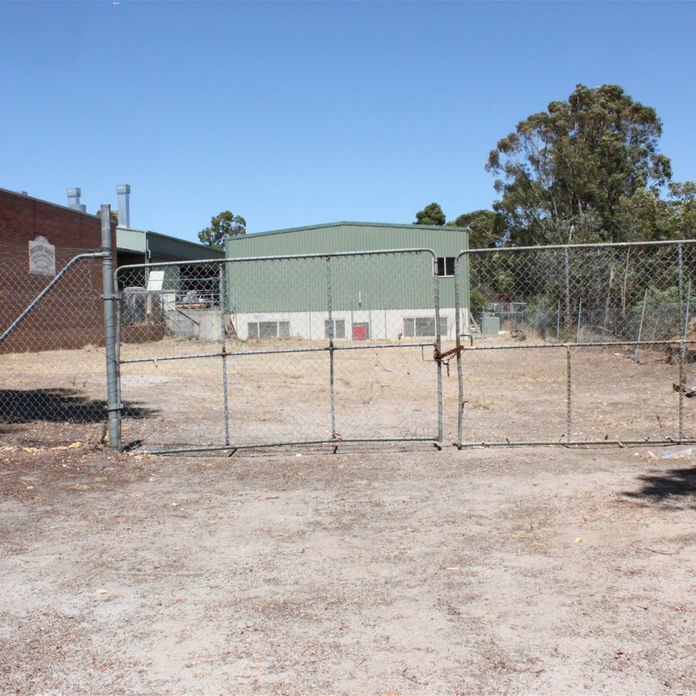 2 Morilla Road, MUNDARING, WA 6073 AUS