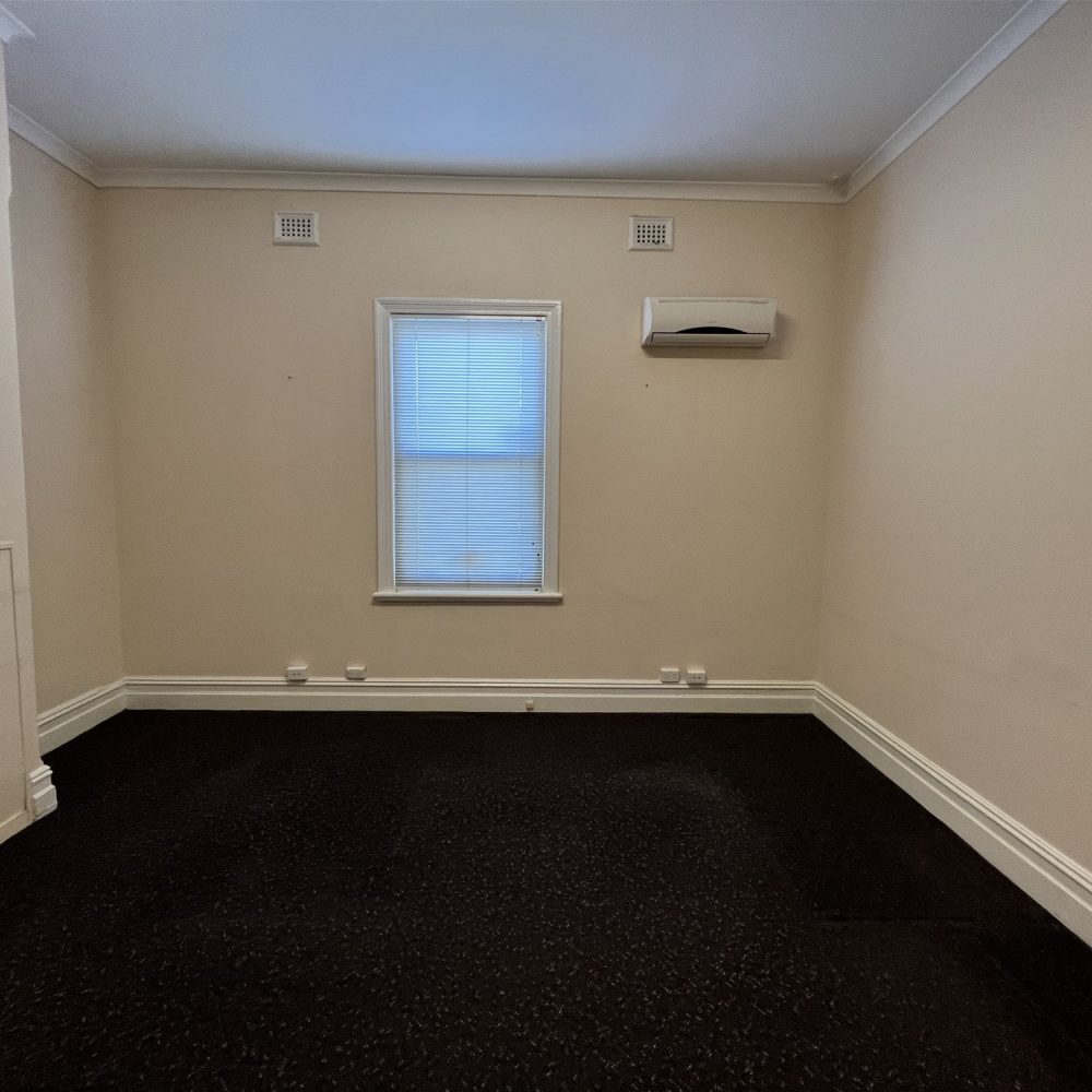 3 Brockman road, MIDLAND, WA 6056 AUS