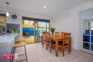 24 Connaught Gardens, CANNING VALE, WA 6155 AUS