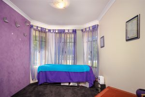 24 Connaught Gardens, CANNING VALE, WA 6155 AUS