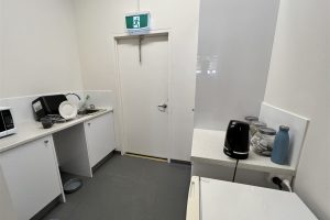 11, 1296 Albany Hwy, CANNINGTON, WA 6107 AUS