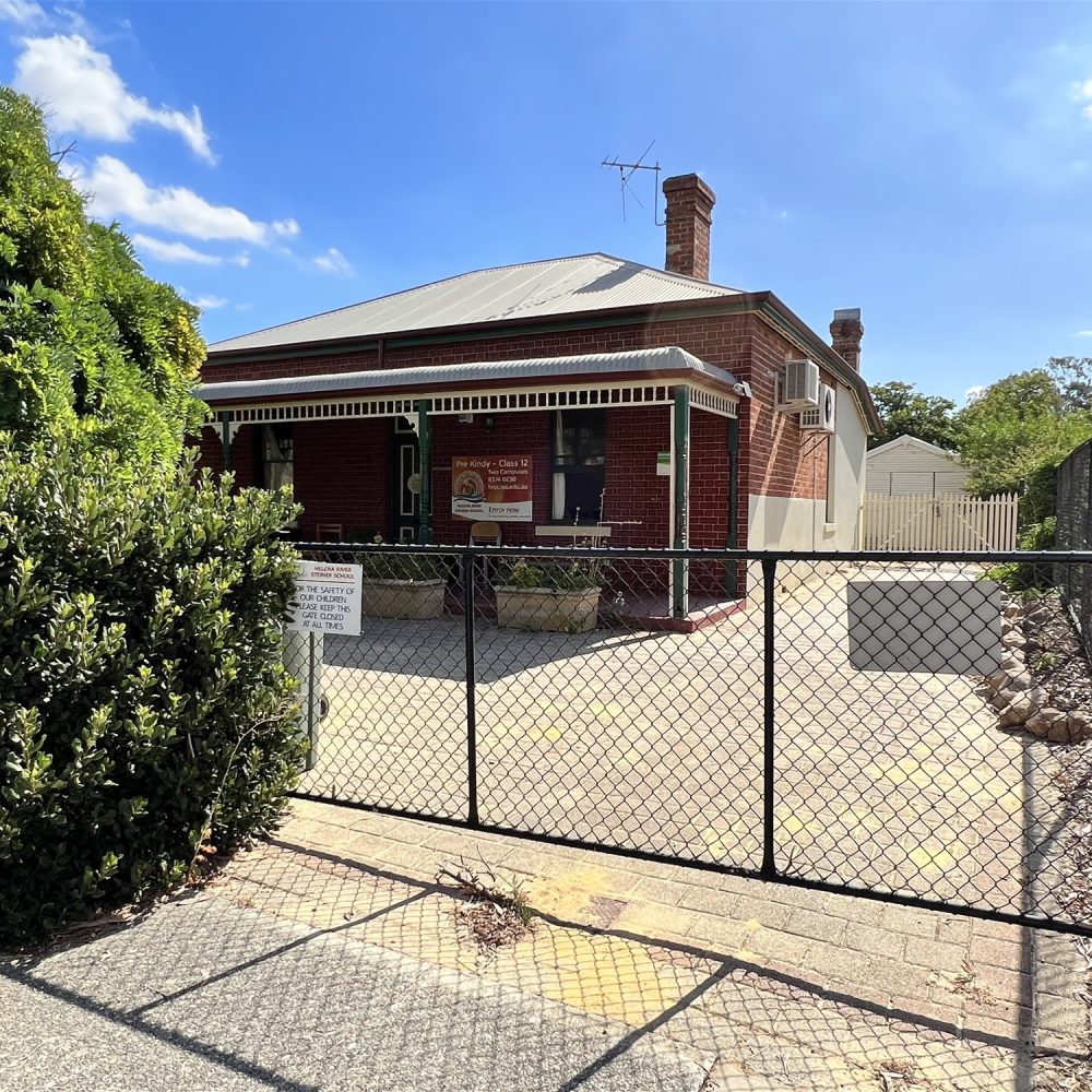 35 Spring Park Road, MIDLAND, WA 6056 AUS