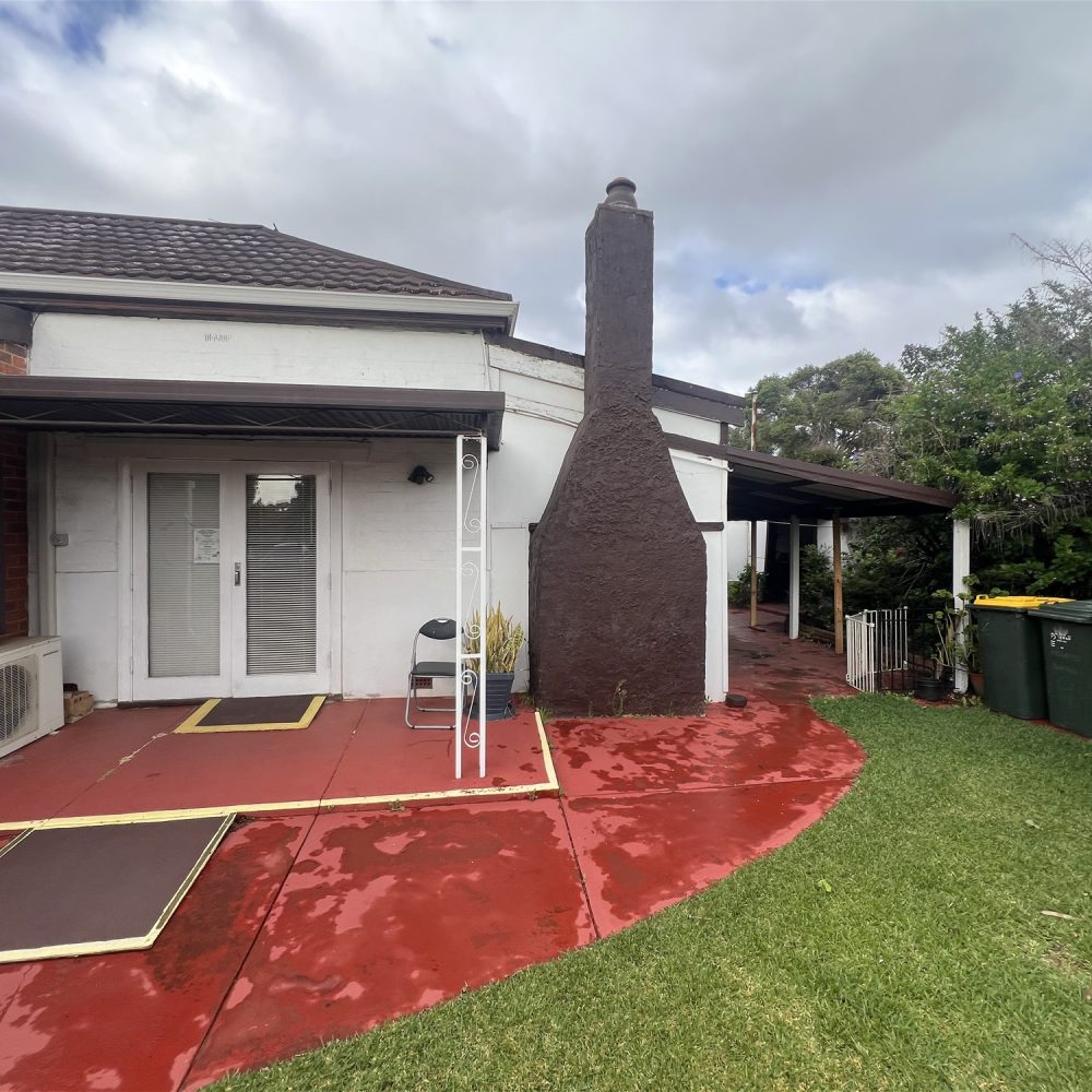 9 Burgess Street, MIDLAND, WA 6056 AUS