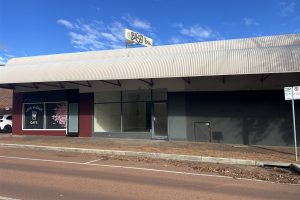 13 The Avenue, MIDLAND, WA 6056 AUS